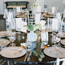 silver-and-blue-table-setting-ideas